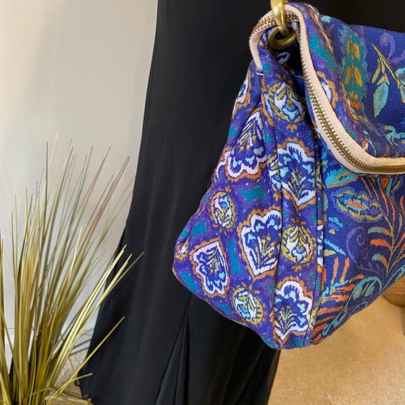 C.R. Gibson Dena Accessories Fold Over Crossbody - Picture 7 of 8